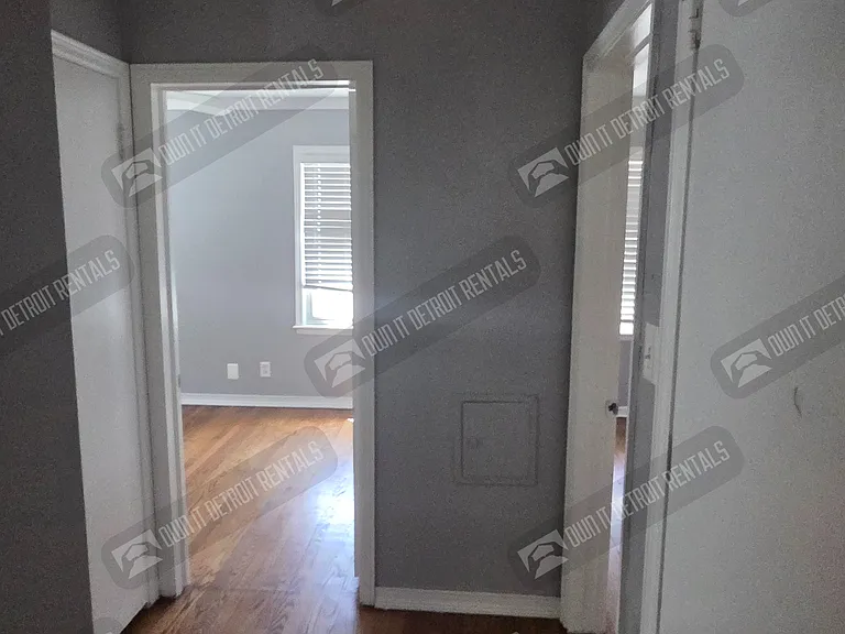 23745 Oak St — Photo 13