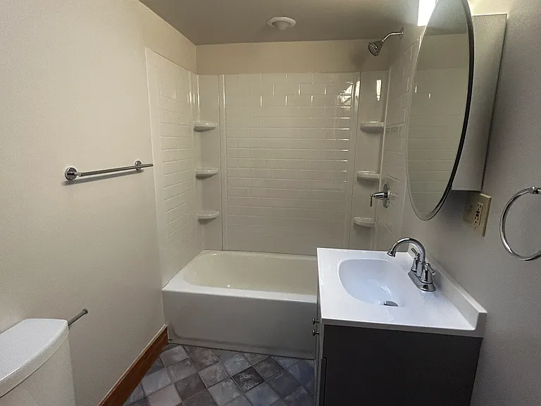 14 Grand St #1 — Photo 4