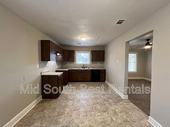 5th image of 610 E Frank Ave