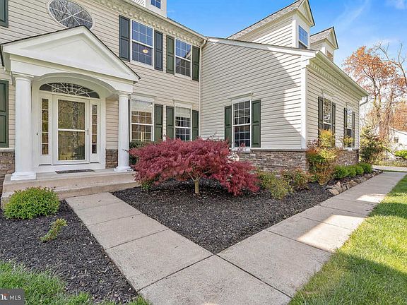3rd image of 17229 Flint Farm Dr