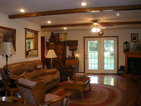 3rd image of 2997 E Curtice Ln
