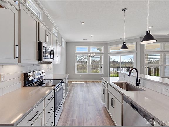 5th image of 4405 Waters Edge Ln #10-301