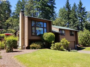 4710 W Hillside Dr, Eugene, OR 97405