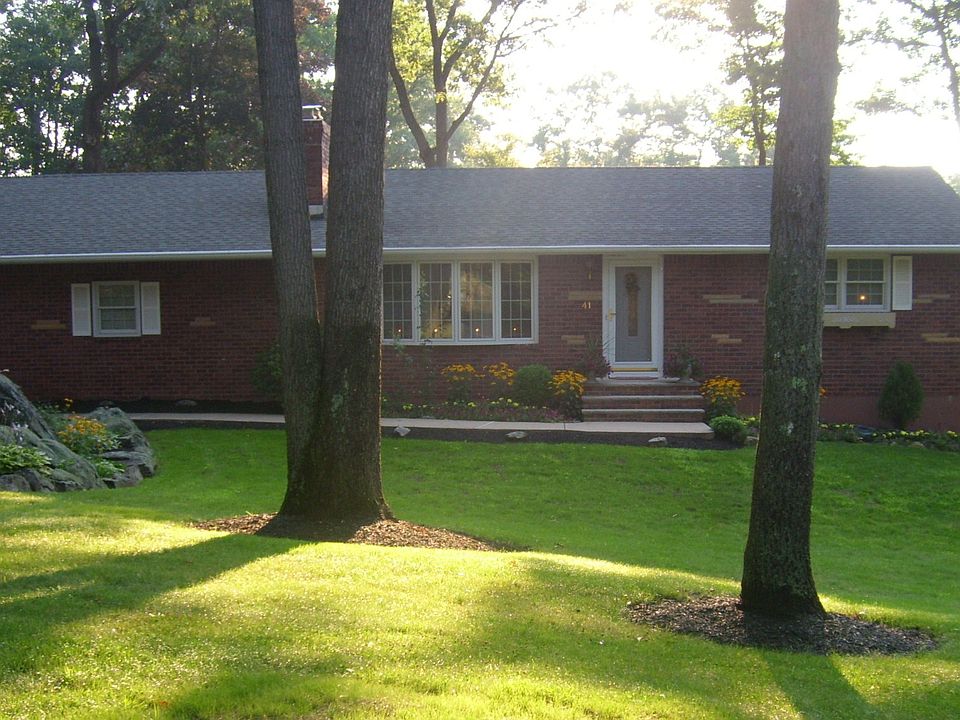 41 Hillcrest Drive