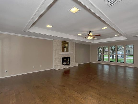 4th image of 902 Westminister Ln