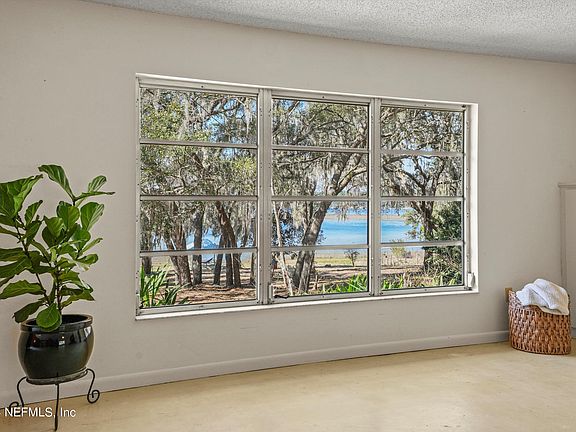 5th image of 150 SUNSET STRIP Drive