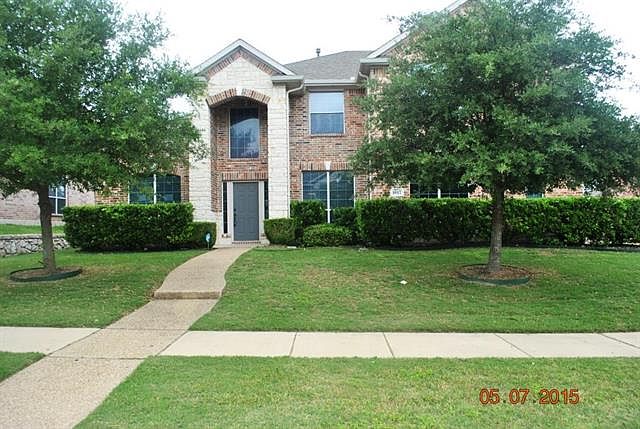 1st image of 1017 Southlake Dr