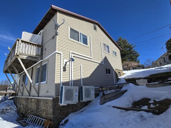 123 Park St, East Brookfield, MA 01515