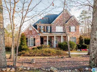 1023 Crest Rd, Leeds, AL 35094