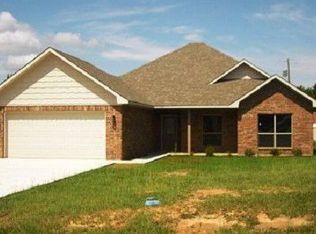 132 Meadow Heath St, Gun Barrel City, TX 75156