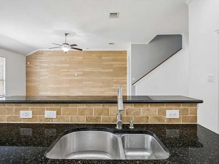 Maiden Grass Dr — Photo 19