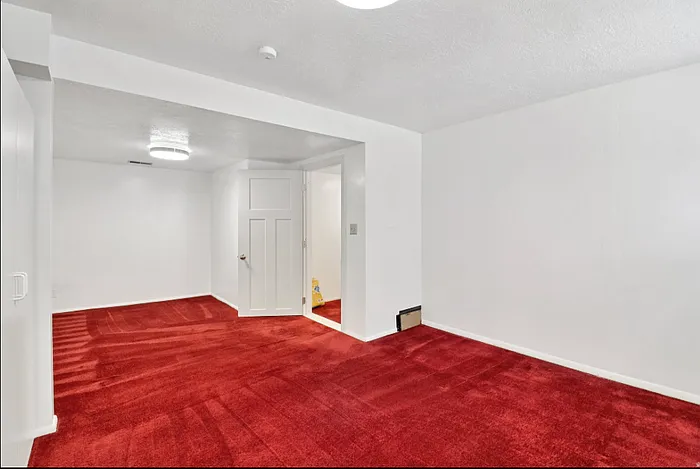 2122 W 5600 S — Photo 34