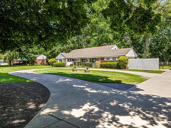 4th image of 25420 Mulberry Dr
