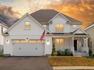 45 Douglas St, Weymouth, MA 02190
