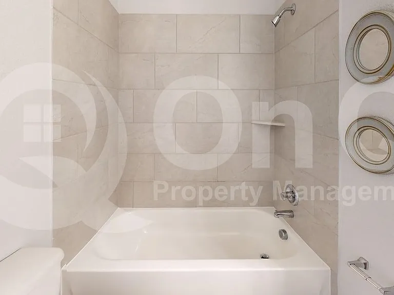 2401 Robin Way — Photo 24