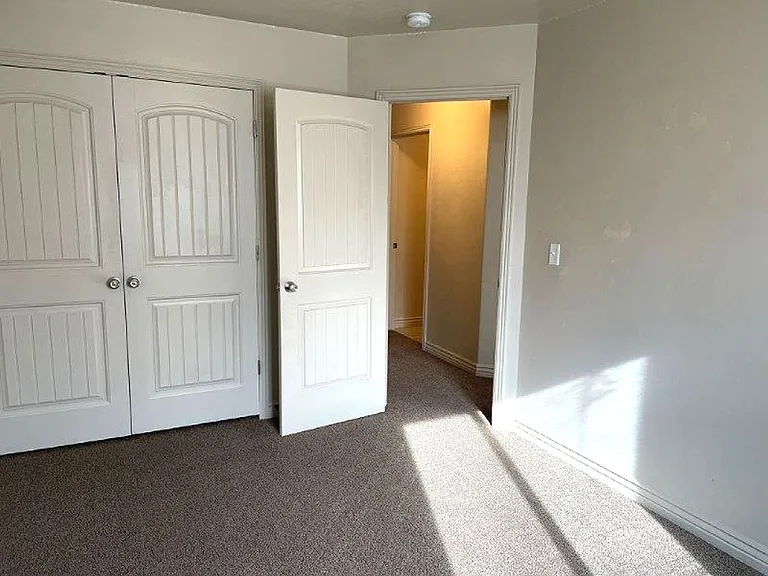 2378 S Knights Way — Photo 14