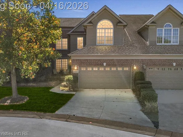 44683 Broadmoor Cir N, Northville, MI 48168