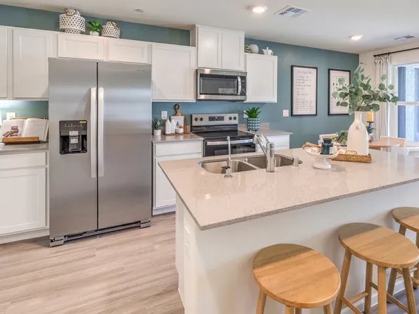 4948 Fern Mesa Ave, Las Vegas, NV 89139