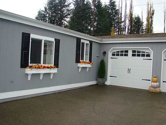 3rd image of 2234 E Eagle Ln SW