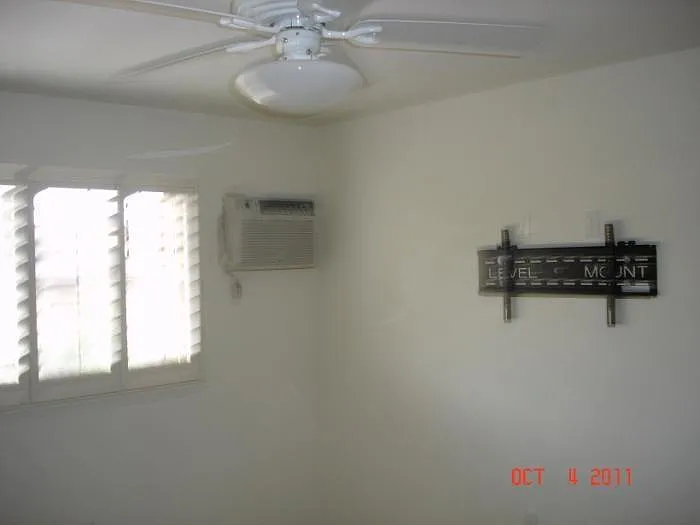 3 bed, 1175 sqft, $3,580 — Photo 2