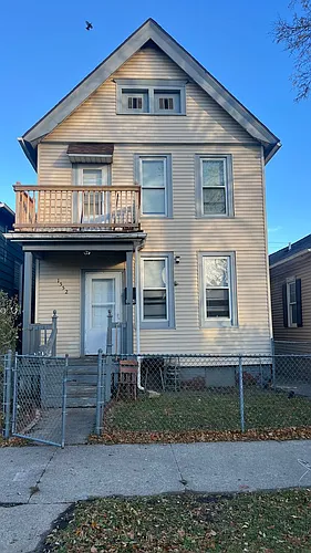 1552 S 3rd St #UPPER Photo 1