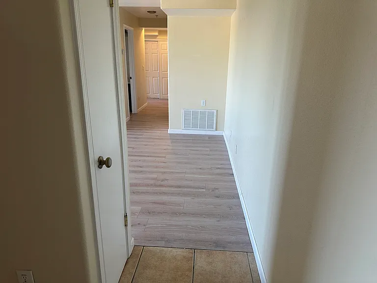 535 Marina Bay Pkwy #C — Photo 20