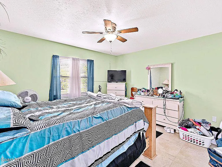 2 bed, 931 sqft, $1,675 — Photo 4