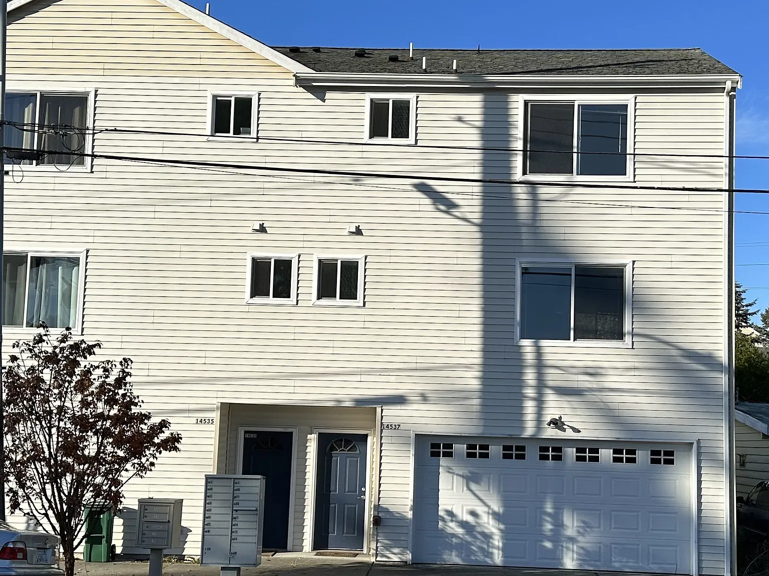 2 bed, 1.5 bath, 1030 sqft, $2,590 — Photo 1