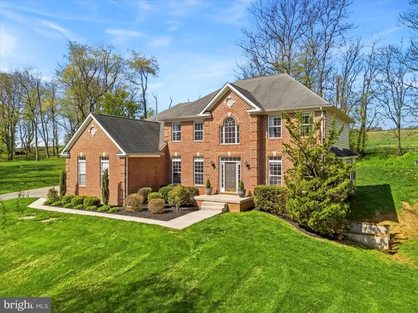 10848 Wolfsville Rd, Myersville, MD 21773