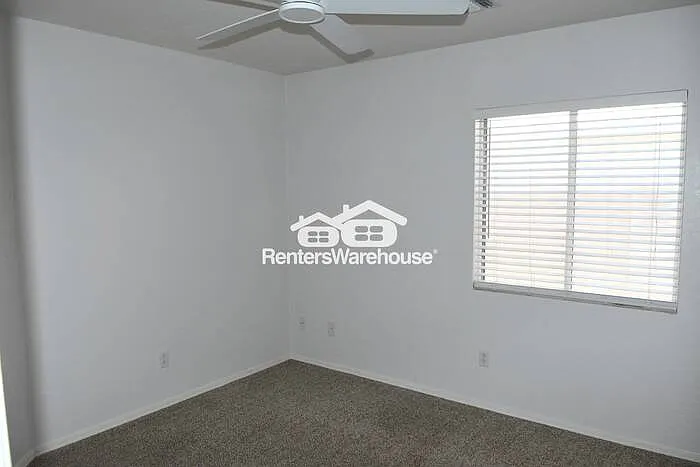 15338 W Banff Ln — Photo 6
