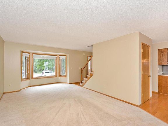 3rd image of 4645 Lanewood Ln N
