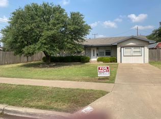 606 Beaufort Ave, Lubbock, TX 79416