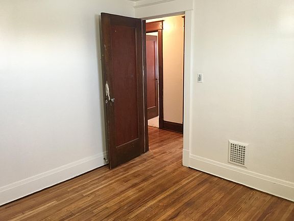3rd image of 37 Arden Ave