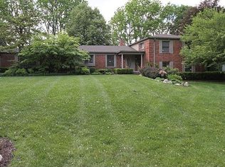 4527 Broughton Dr, Bloomfield Hills, MI