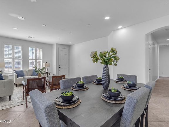 5th image of 4930 E COLONIAL Drive