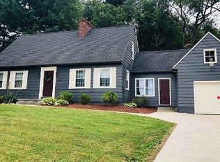 1326 Northeast Ave, Tallmadge, OH 44278