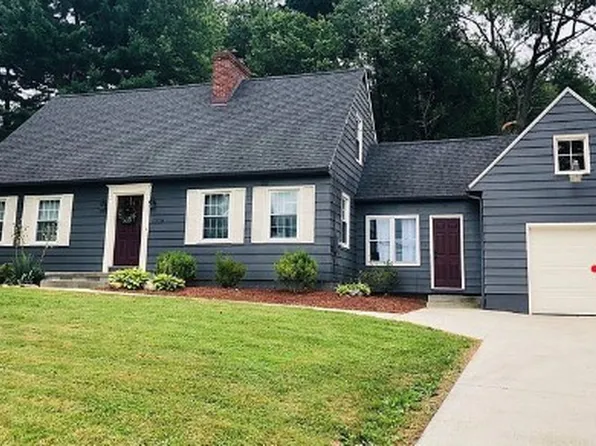 1326 Northeast Ave, Tallmadge, OH 44278