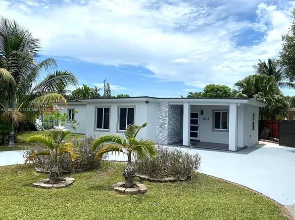7330 NW 6th St, Miami, FL 33126