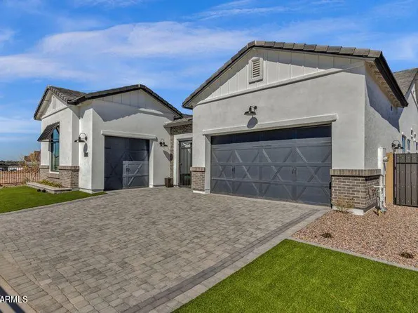 5749 E SANFORD Street, Mesa, AZ 85215