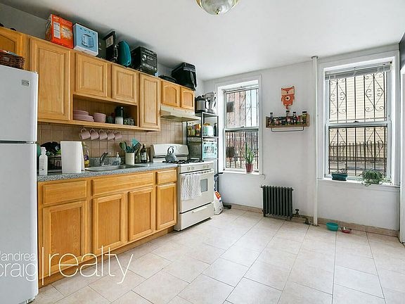 5th image of 504 Carroll St #2