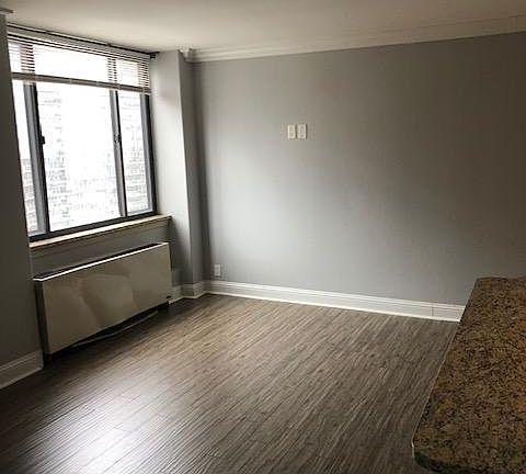 4th image of 700 E 8th St Unit 10F