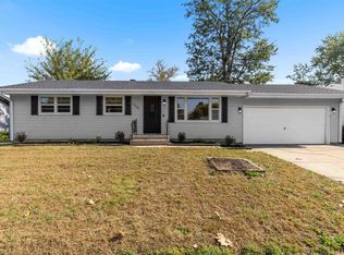 7609 Buffalo Grove Rd, Loves Park, IL 61111