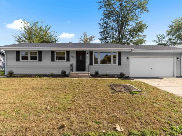 7609 Buffalo Grove Rd, Loves Park, IL 61111