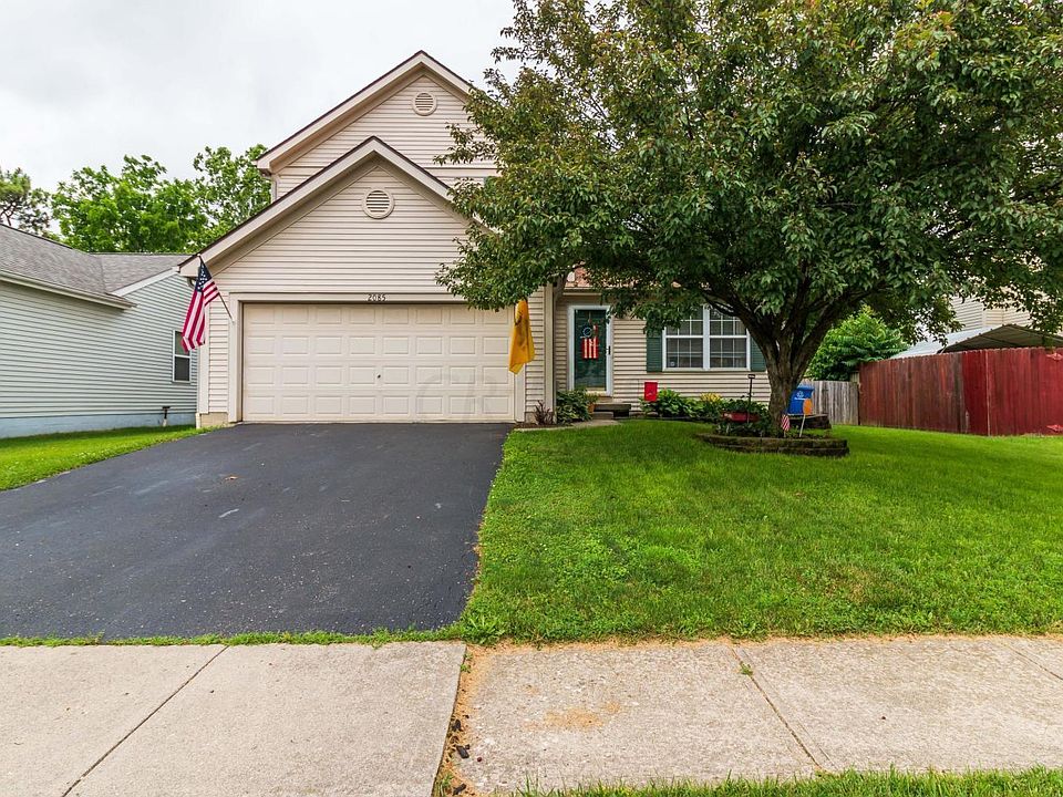 1st image of 2085 Queens Meadow Ln