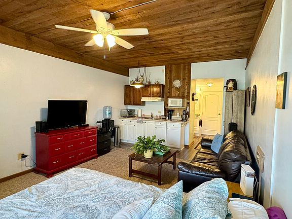 3rd image of 2180 Country Club Dr APT 220