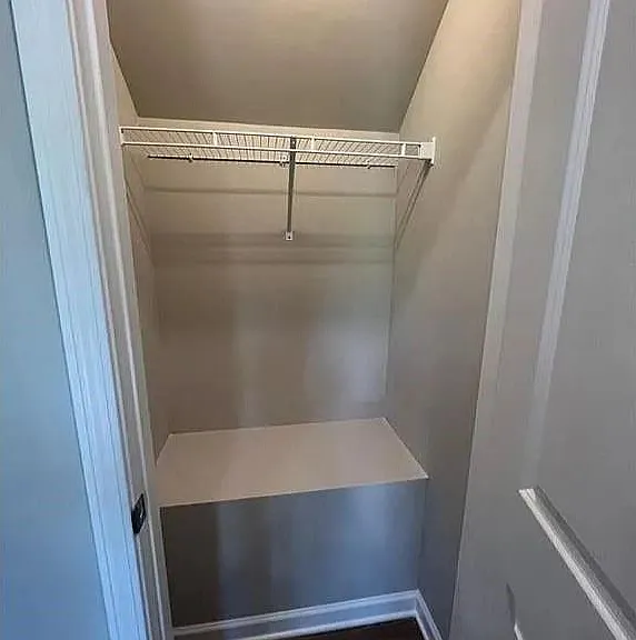 735 Brecklin Ln — Photo 15