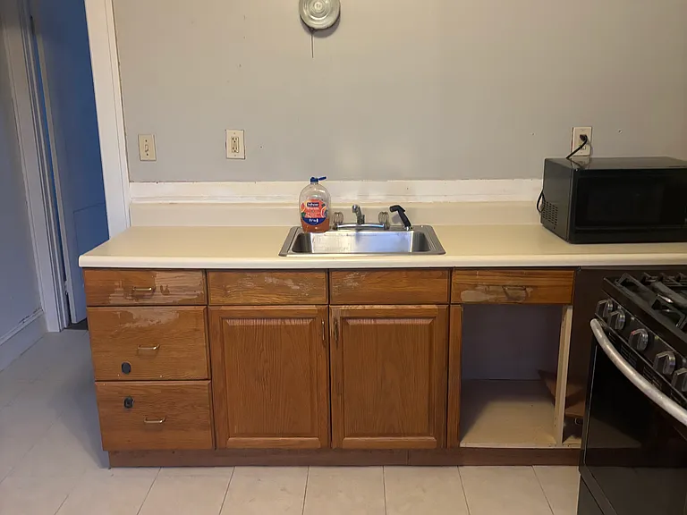 88 Walnut St — Photo 5