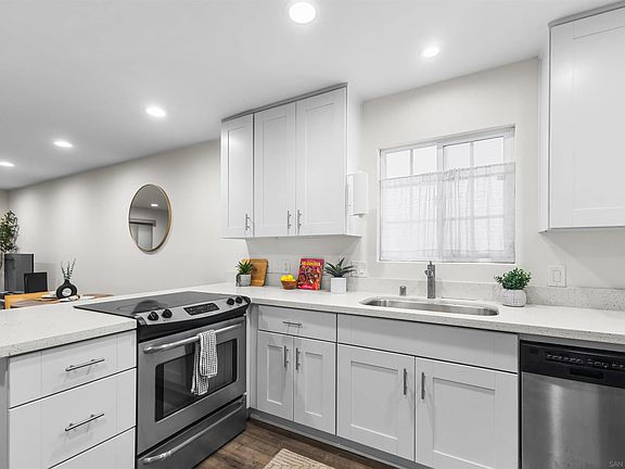 5th image of 2849 A St APT 7