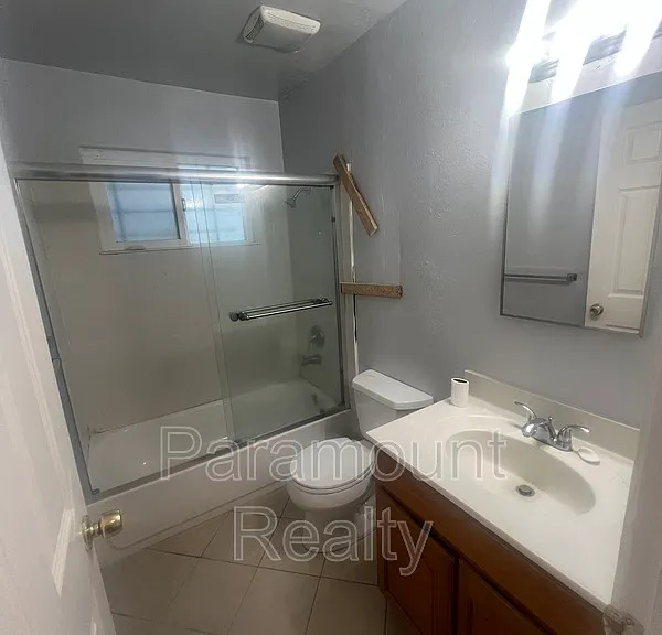 1321 Fillmore St #1 — Photo 8