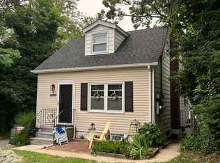 31 Brightwaters Dr #B, Sound Beach, NY 11789